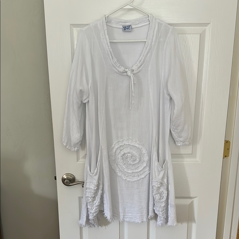 Oh My Gauze! White 3/4 Sleeve Tunic with Tie Front
